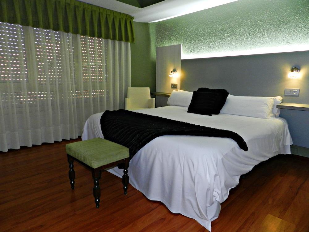 Hotel Alda Centro Gijón Exteriör bild